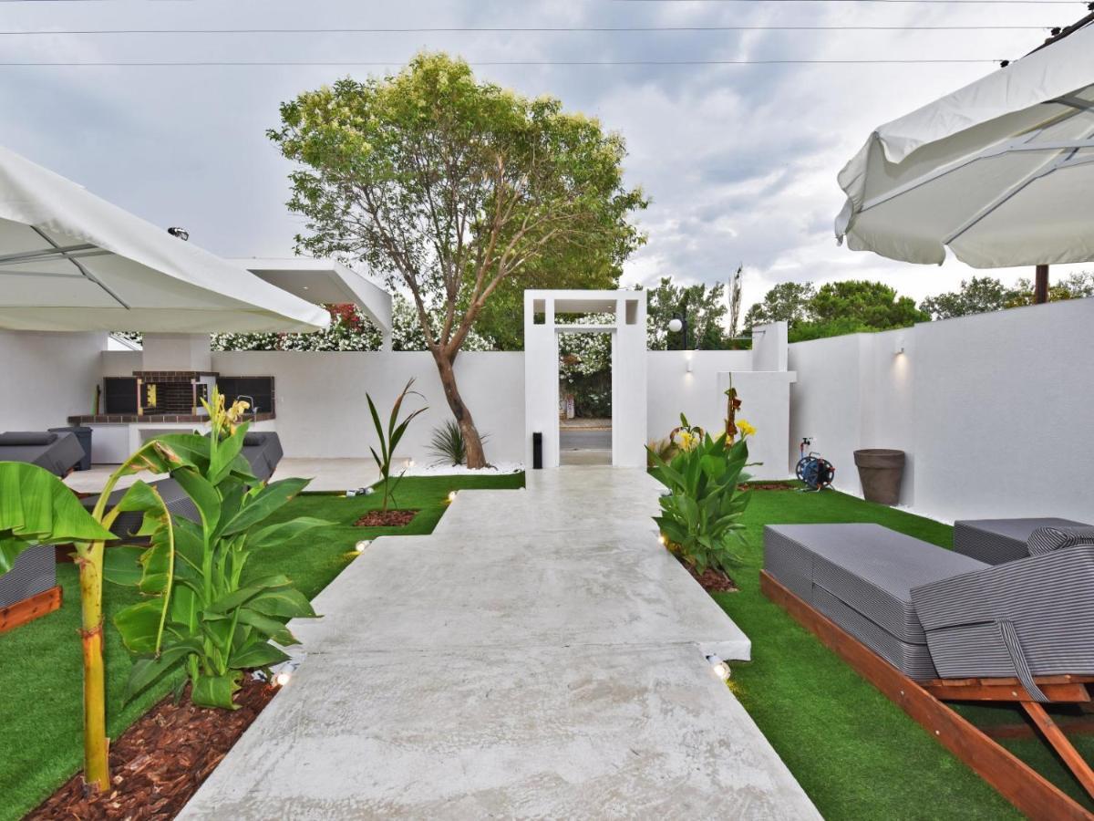 4 Elements Seaside Luxury Suites By Rentalspro Services Nea Moudania Halkidiki Exterior foto